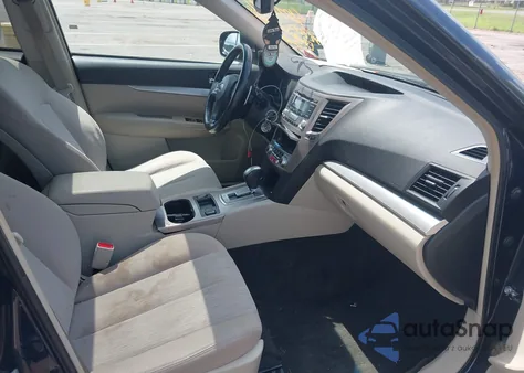 2013 Subaru Outback 2.5I Premium z USA, uszkodzony, nr VIN 4S4BRBGC1D3201769